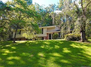 91 Spring Cove Dr, Brevard, NC 28712