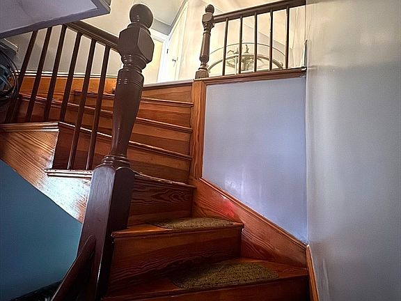 4th image of 4 Walnut St