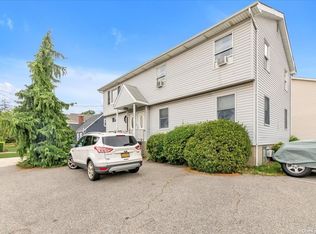 2214 Wantagh Ave, Wantagh, NY 11793