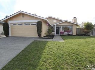 381 Wren Dr, Santa Rosa, CA 95401
