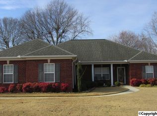 76 Birch Ln, Albertville, AL 35950