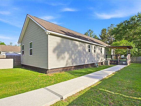 3rd image of 28469 W Violet St
