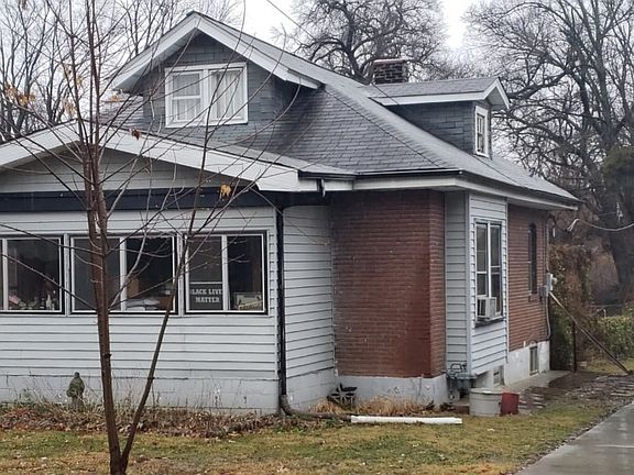 3rd image of 7220 Glades Ave