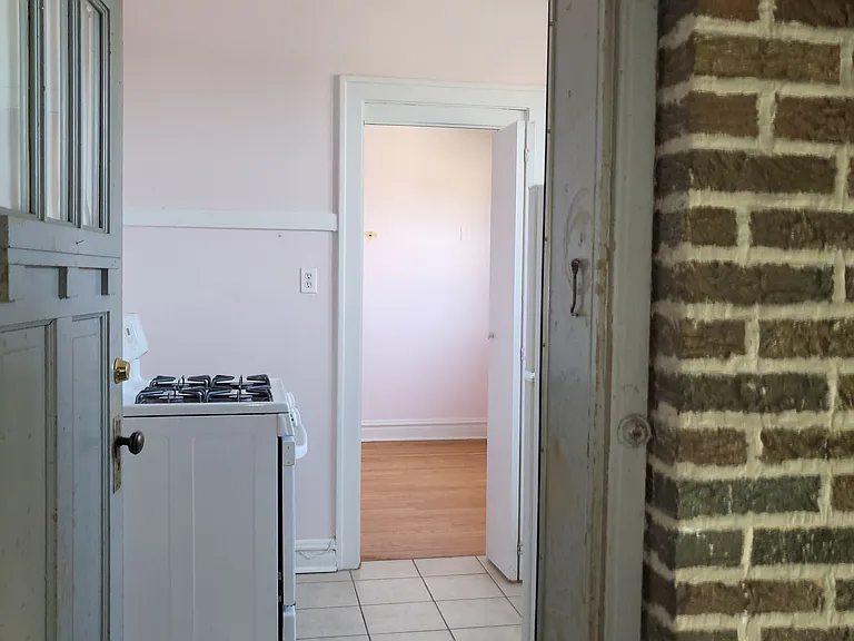 42 Lawton Rd #2 — Photo 15