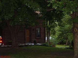 2nd image of 1561 Hilltop Ln