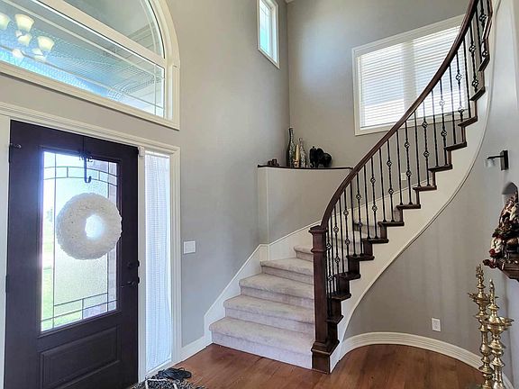3rd image of 6115 N 166th St