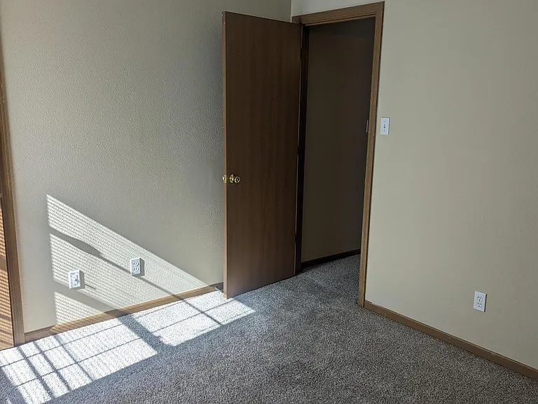 3323 Dove Dr — Photo 13