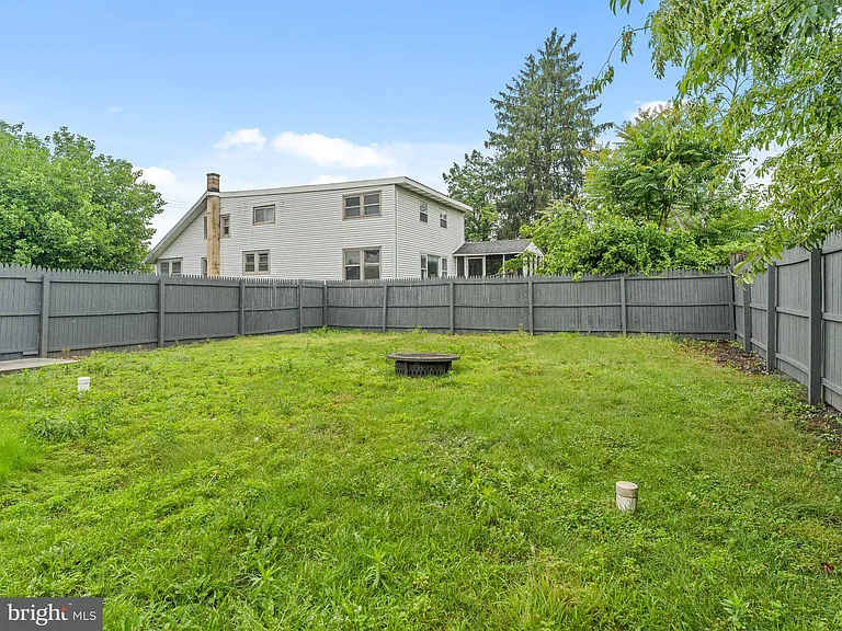 308 Delsea Dr — Photo 30