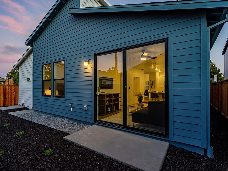2269 San Miguel Ave — Photo 36
