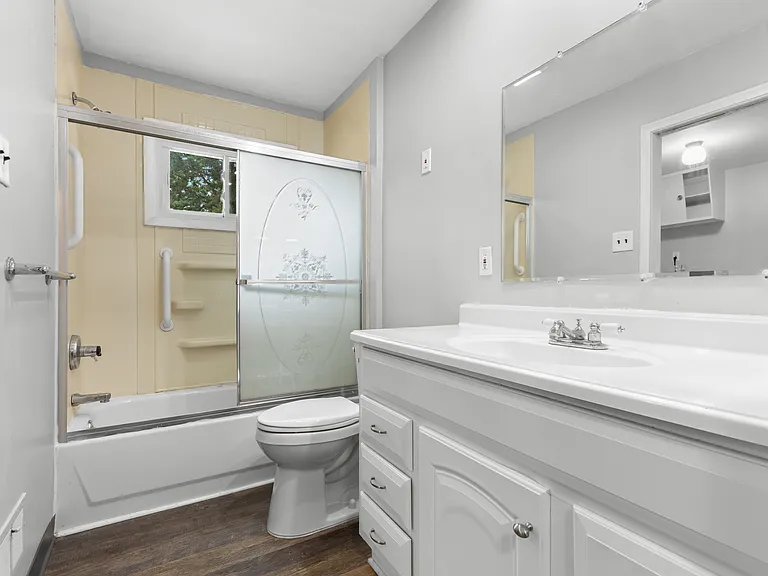 1333 Moulin Ave — Photo 13
