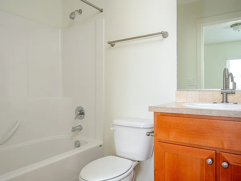 Fairview Court Townhomes — Photo 12