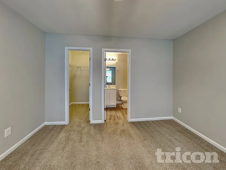 226 Blazer Dr — Photo 8