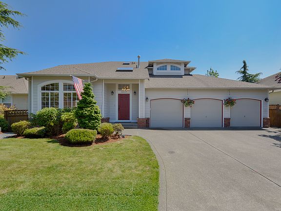 2nd image of 10117 183rd Ave E