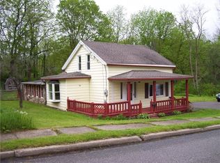 22 Stanley St, Mount Morris, NY 14510