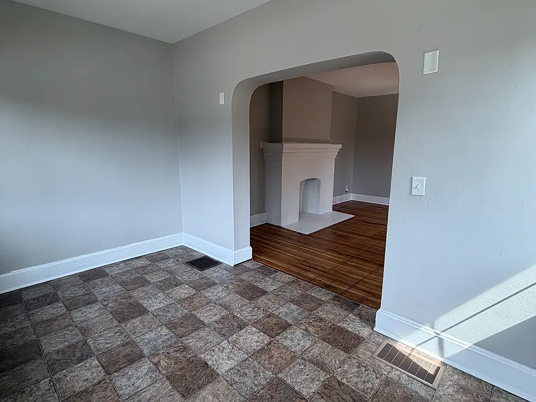 3827 Central Ave — Photo 9