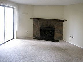 3rd image of 12515 NE 116th St APT B21