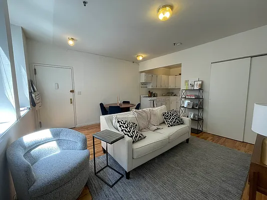 Rented by Oxford Property Group | media 2