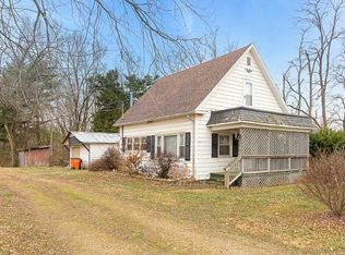 405 W Poplar St, Beecher City, IL 62414