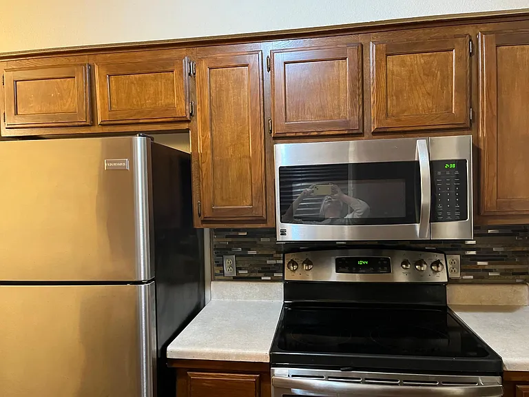 3603 Canterbury Ave — Photo 10