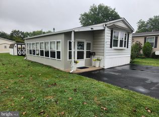 127 Tulip Dr, Hatfield, PA 19440