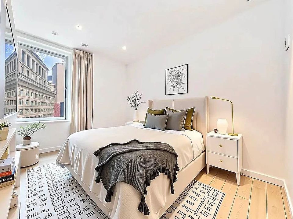1st image of 84 William St #509