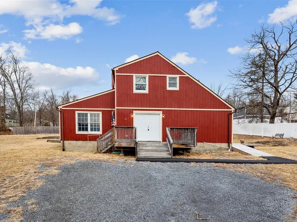 37 St George's Avenue, Monroe, NY 10950