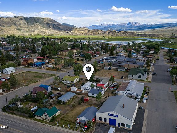 4th image of 411 Eagle Avenue