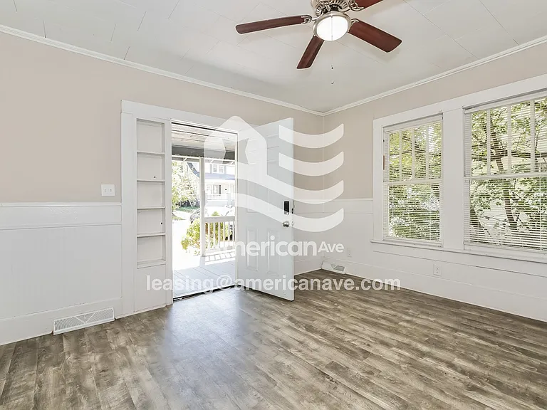 30113_003_wm_-_living_room_13186622.jpg