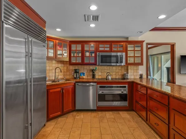 4-820 Kuhio Hwy APT E103, Kapaa, HI 96746