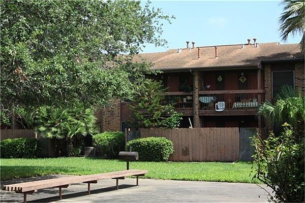 1st image of 2625 Greenwood Dr