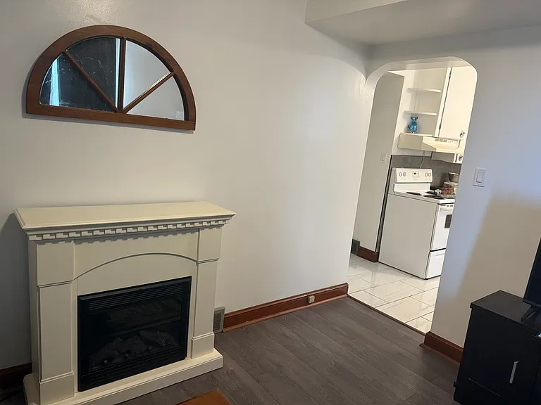 69 Whittaker St #2 — Photo 39