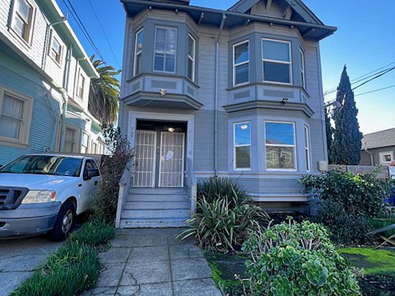 3rd image of 709 32nd St