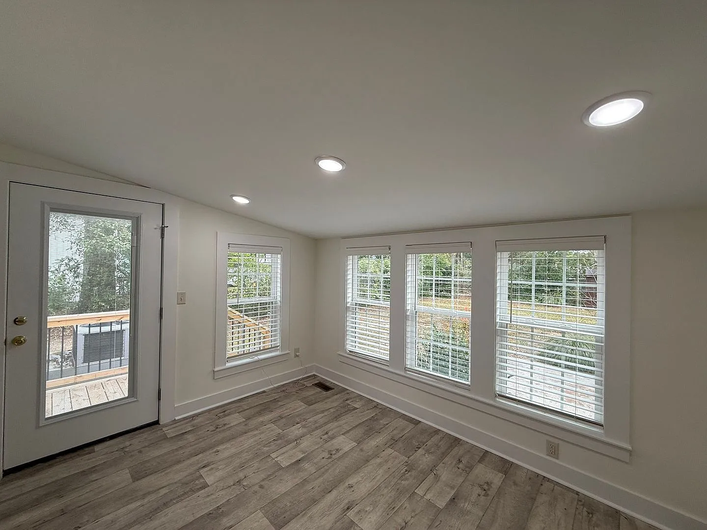 112 Donaldson Street — Photo 3