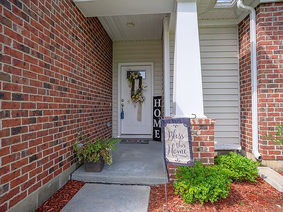 5th image of 1950 Whispering Meadows Dr