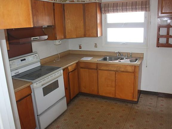 4th image of 115 Stanton Dr