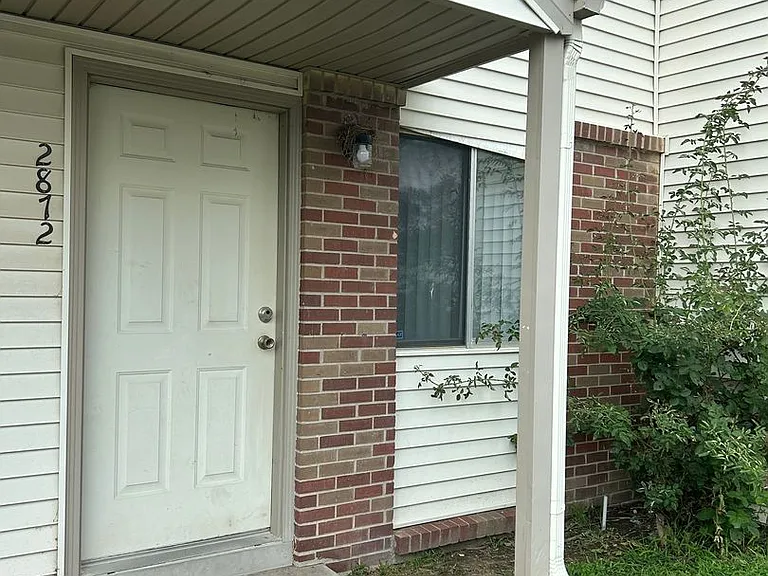 Southdale Square Apartments — Photo 92