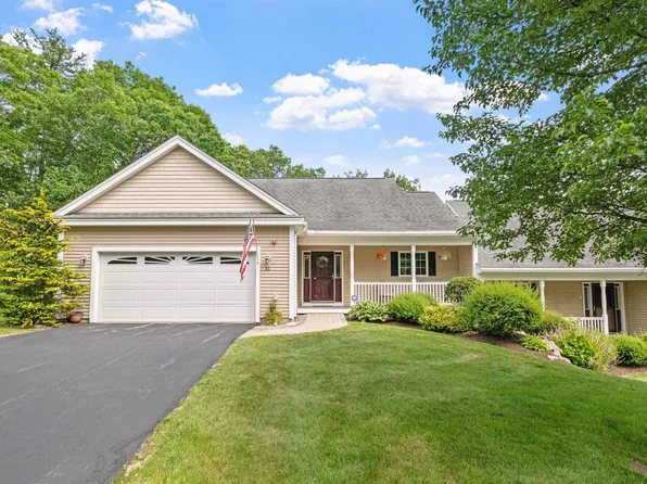 31 Shaker Hill Road, Hooksett, NH 03106