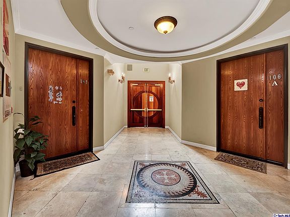 5th image of 600 E Magnolia Blvd APT 105