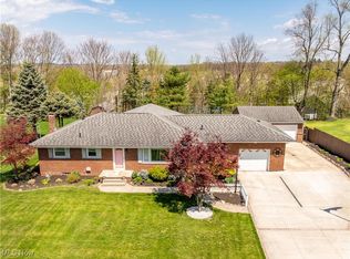 85 N House Dr, Akron, OH 44319