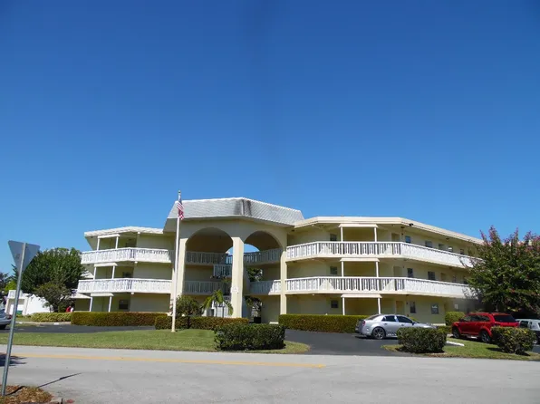 1100 Ponce De Leon Cir APT N102, Vero Beach, FL 32960