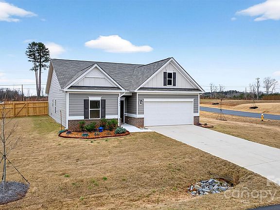 3rd image of 7563 Bridle Ct