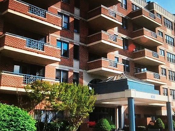 3rd image of 930 Astern Way Unit 210