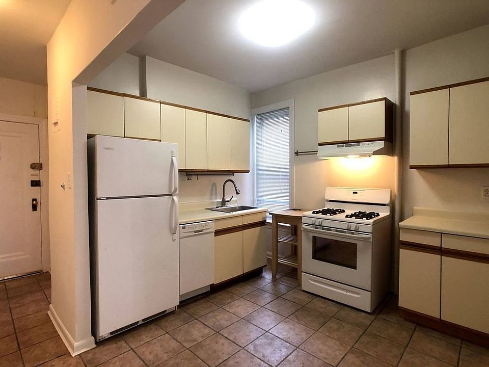 1st image of 31-62 36th St #2R