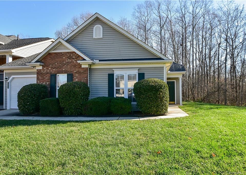 1st image of 8913 Cinnabay Dr #27