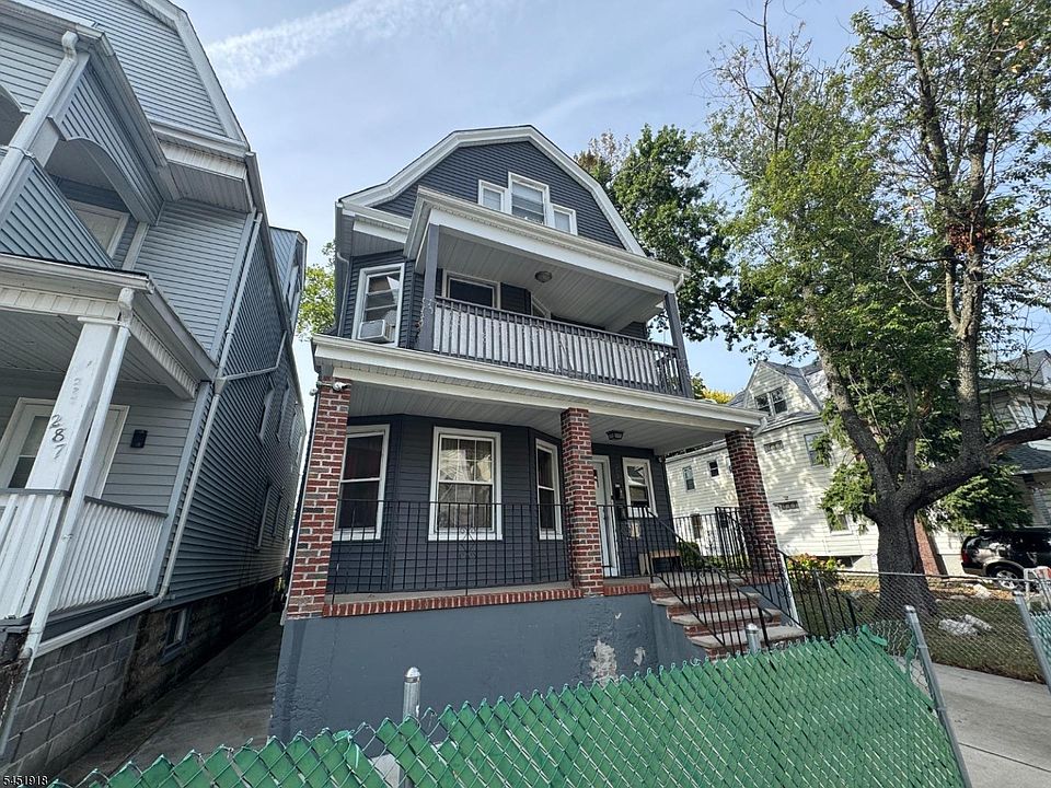 2nd image of 285 Amherst St