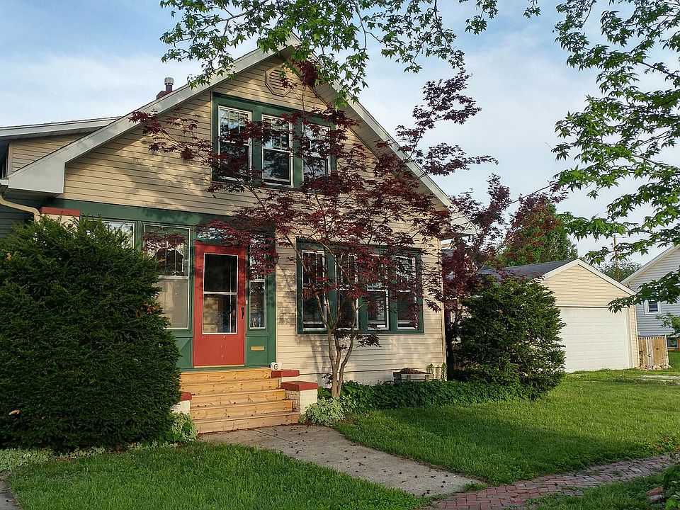 1st image of 461 Oak St