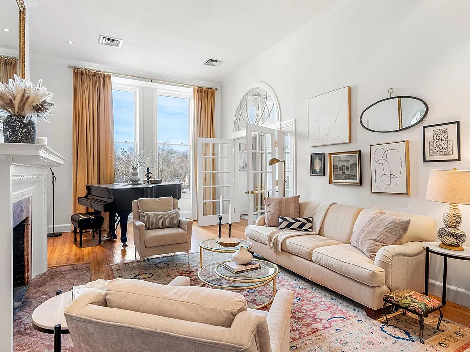 120 Beacon St #3