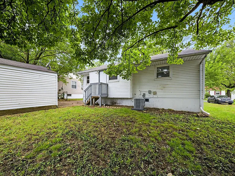 416 Crawford Rd — Photo 18