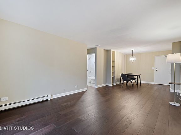 4th image of 3900 N Pine Grove Ave APT 510