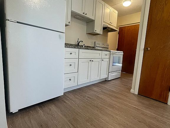2nd image of 51 Chestnut St #3
